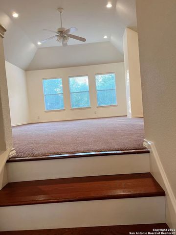 1321 HOLMES LN, San Antonio, TX 78258