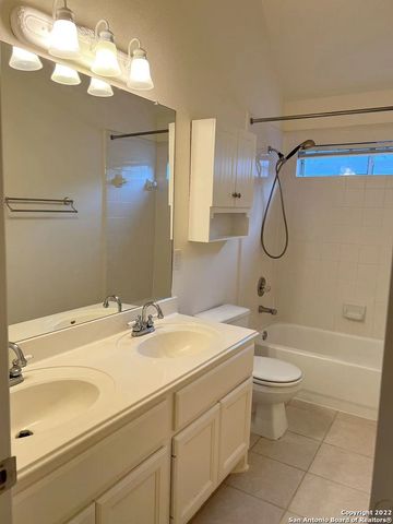 1321 HOLMES LN, San Antonio, TX 78258