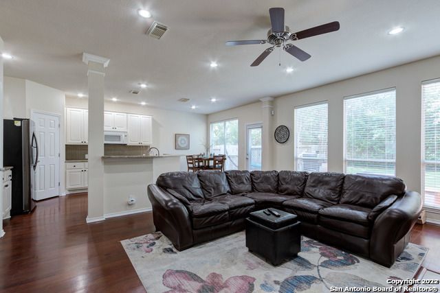 1321 HOLMES LN, San Antonio, TX 78258