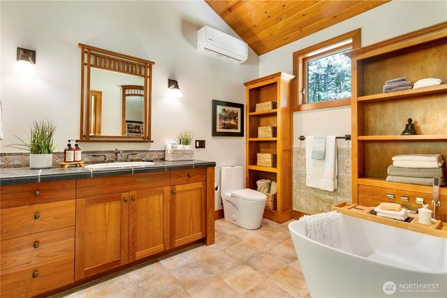 36915 NE 98th Street, Carnation, WA 98014