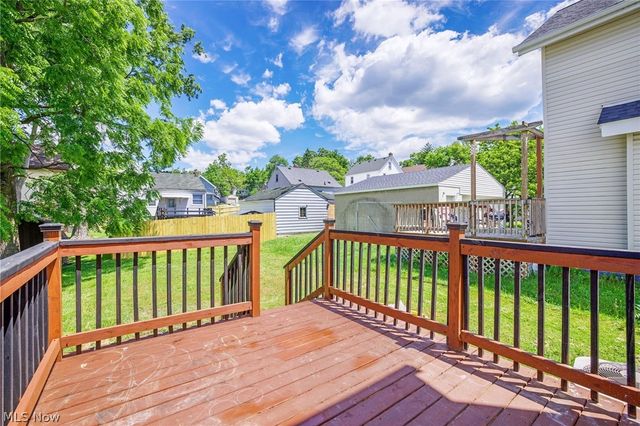 2615 Leland Avenue, Akron, OH 44312