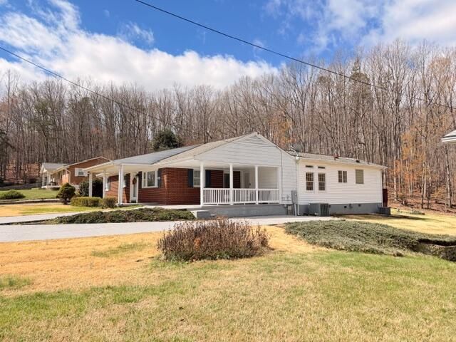 610 Murphy RD, Collinsville, VA 24078