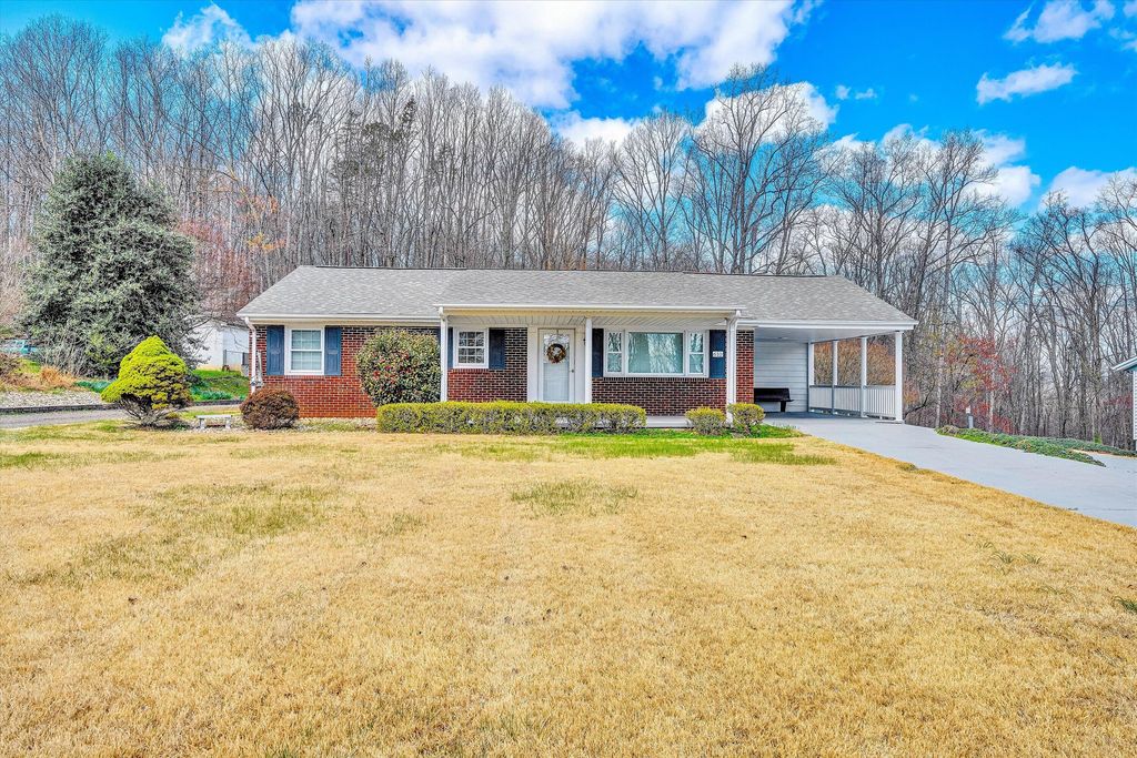 610 Murphy RD, Collinsville, VA 24078