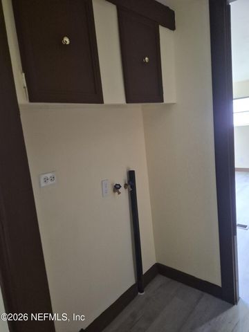 1151 VILLAGE GREEN Drive, Jacksonville, FL 32234