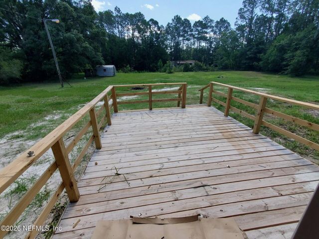 1151 VILLAGE GREEN Drive, Jacksonville, FL 32234