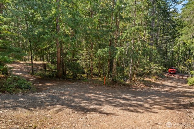 0 N White Tail Trail, Hoodsport, WA 98548