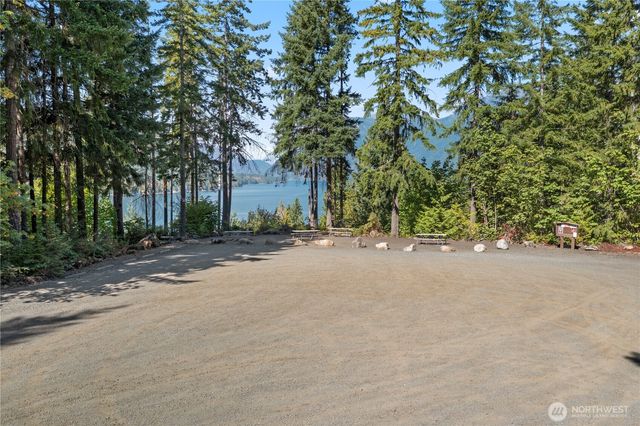0 N White Tail Trail, Hoodsport, WA 98548