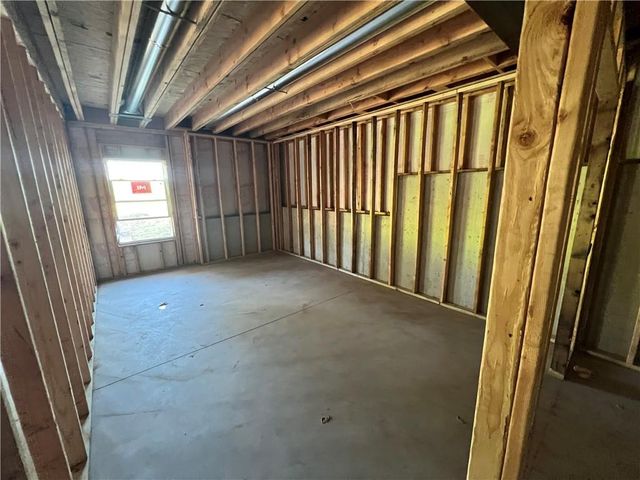 21403 Twin Oaks Parkway, Peculiar, MO 64078