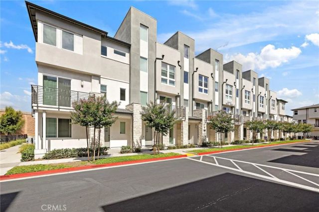 1826 W Bushell St, Anaheim, CA 92805