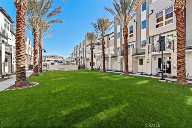 1826 W Bushell St, Anaheim, CA 92805
