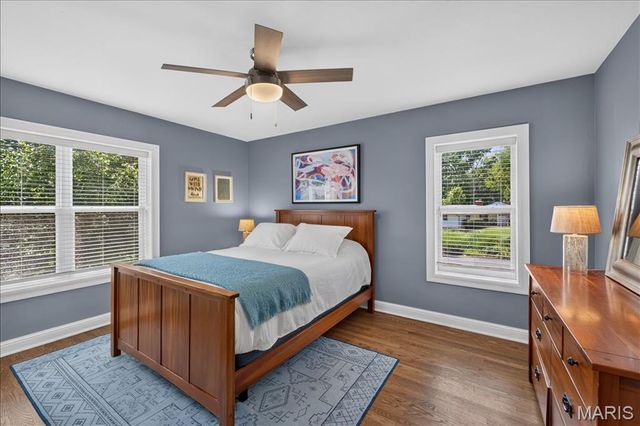 8124 Halifax Drive, Clayton, MO 63105