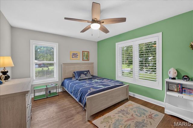 8124 Halifax Drive, Clayton, MO 63105