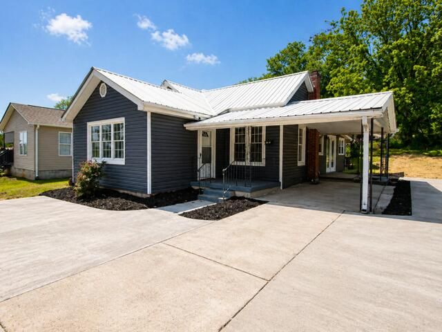 1316 S Cedar Avenue, South Pittsburg, TN 37380