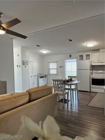 53 Oceans BLVD 53, Naples, FL 34104