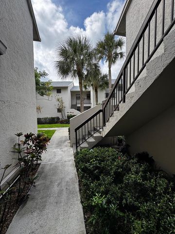 3733 NW 35th Street 16108, Coconut Creek, FL 33066