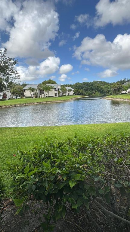 3733 NW 35th Street 16108, Coconut Creek, FL 33066