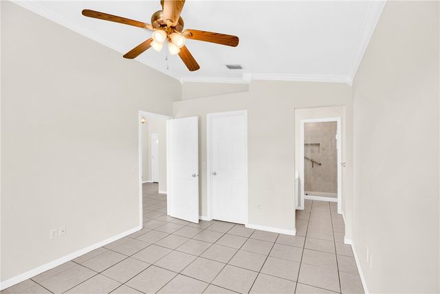 980 Dolphin Avenue, Sebastian, FL 32958