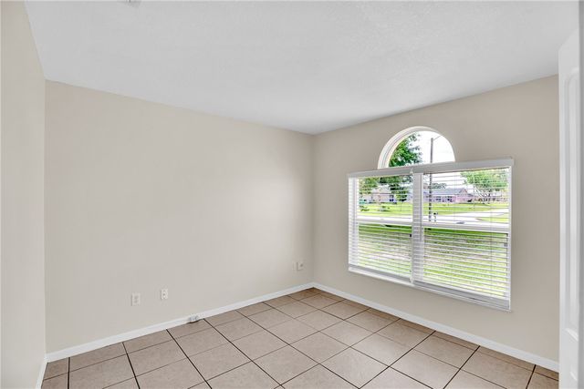 980 Dolphin Avenue, Sebastian, FL 32958