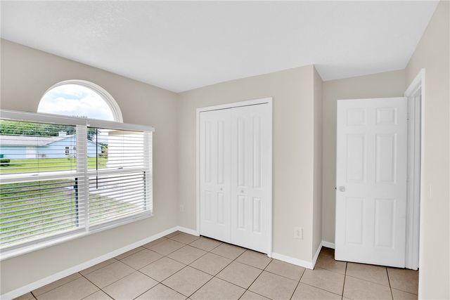 980 Dolphin Avenue, Sebastian, FL 32958
