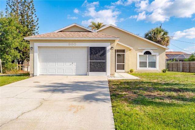 980 Dolphin Avenue, Sebastian, FL 32958