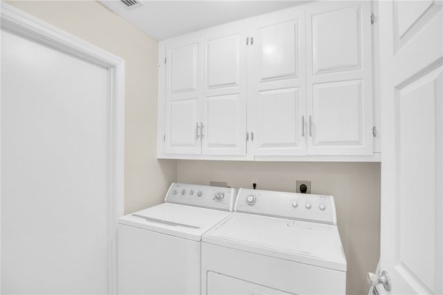980 Dolphin Avenue, Sebastian, FL 32958
