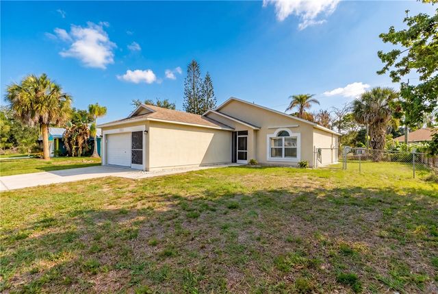 980 Dolphin Avenue, Sebastian, FL 32958