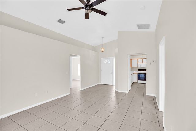 980 Dolphin Avenue, Sebastian, FL 32958