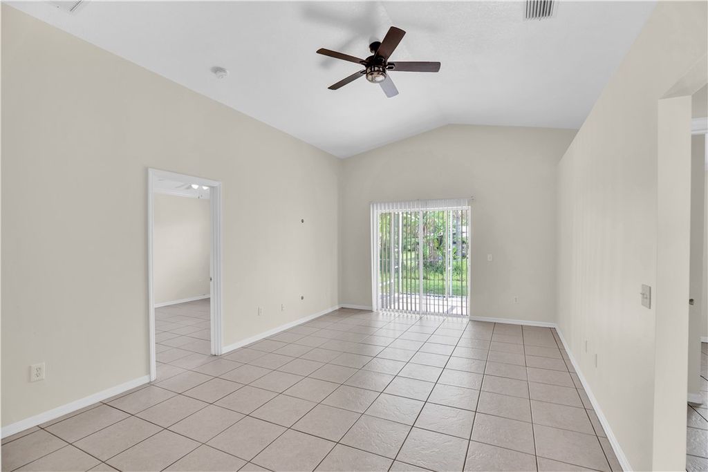 980 Dolphin Avenue, Sebastian, FL 32958