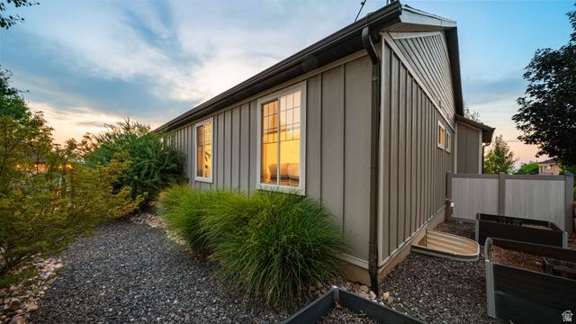 1092 E 300 S, Santaquin, UT 84655