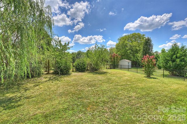 5011 Riverdale Drive, Charlotte, NC 28273