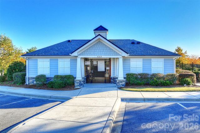 5011 Riverdale Drive, Charlotte, NC 28273
