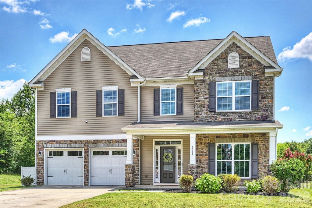 5011 Riverdale Drive, Charlotte, NC 28273