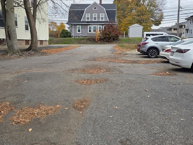 149-151 South St, Waltham, MA 02453