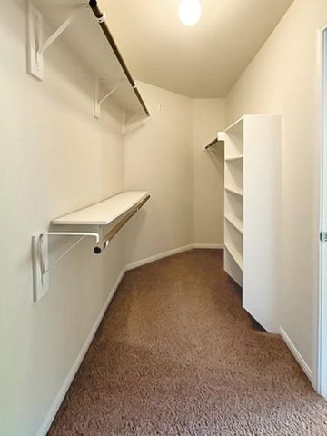 341 Lake Line Drive, Alvin, TX 77511