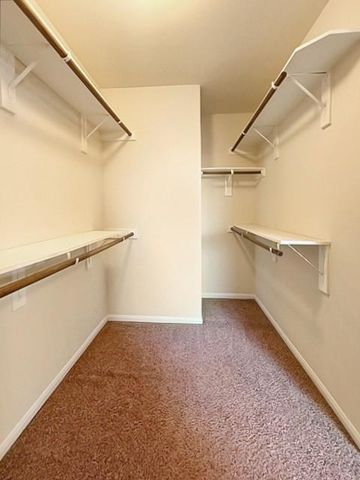 341 Lake Line Drive, Alvin, TX 77511