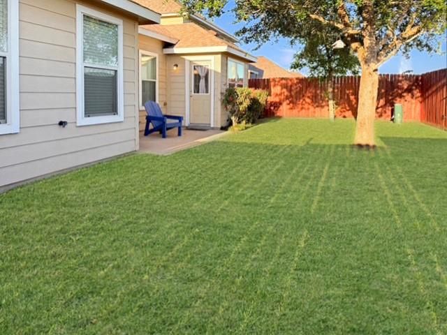 341 Lake Line Drive, Alvin, TX 77511