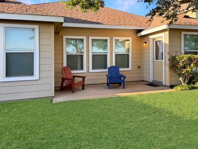 341 Lake Line Drive, Alvin, TX 77511