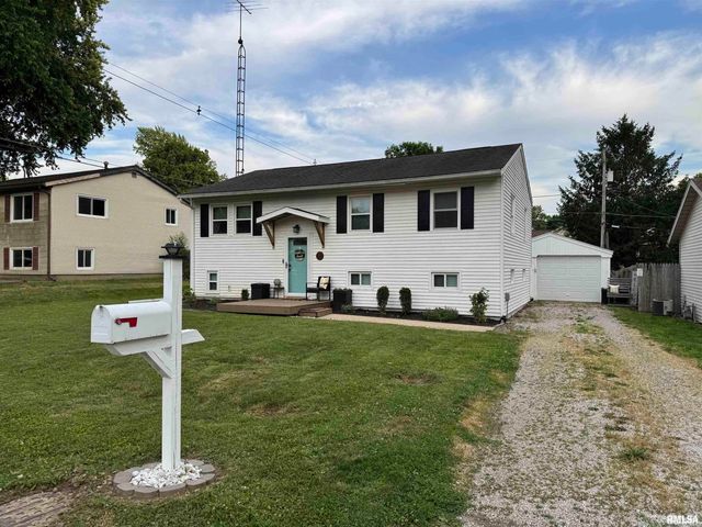 424 LEXINGTON Drive, Rochester, IL 62563