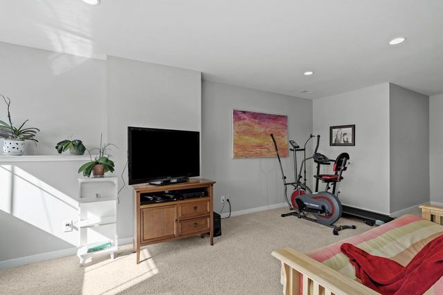 4237 Cortland Court, Windsor, WI 53598