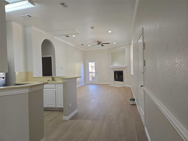 1501 Cedar Elm Drive 205, Euless, TX 76039