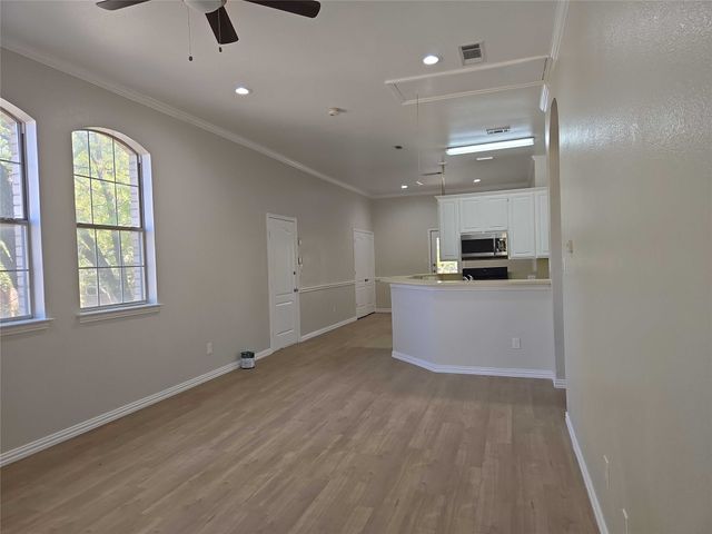 1501 Cedar Elm Drive 205, Euless, TX 76039