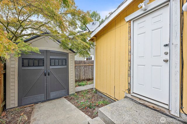1002 S Washington st, Tacoma, WA 98405