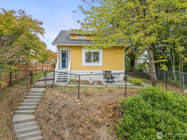 1002 S Washington st, Tacoma, WA 98405