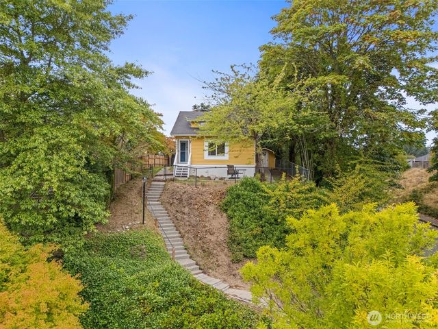 1002 S Washington st, Tacoma, WA 98405