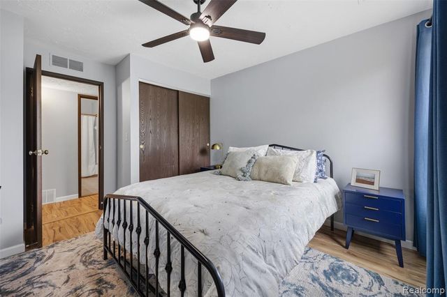19145 Surrey Lane, Northville, MI 48167