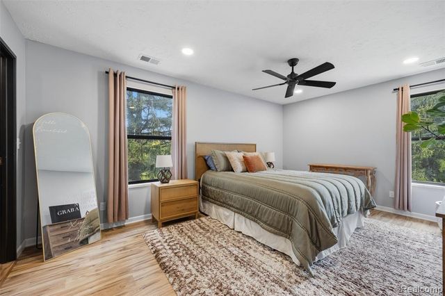 19145 Surrey Lane, Northville, MI 48167