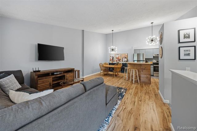 19145 Surrey Lane, Northville, MI 48167