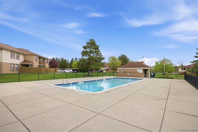 19145 Surrey Lane, Northville, MI 48167