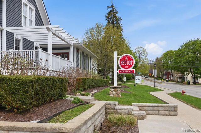 19145 Surrey Lane, Northville, MI 48167