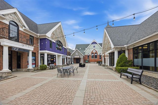 19145 Surrey Lane, Northville, MI 48167